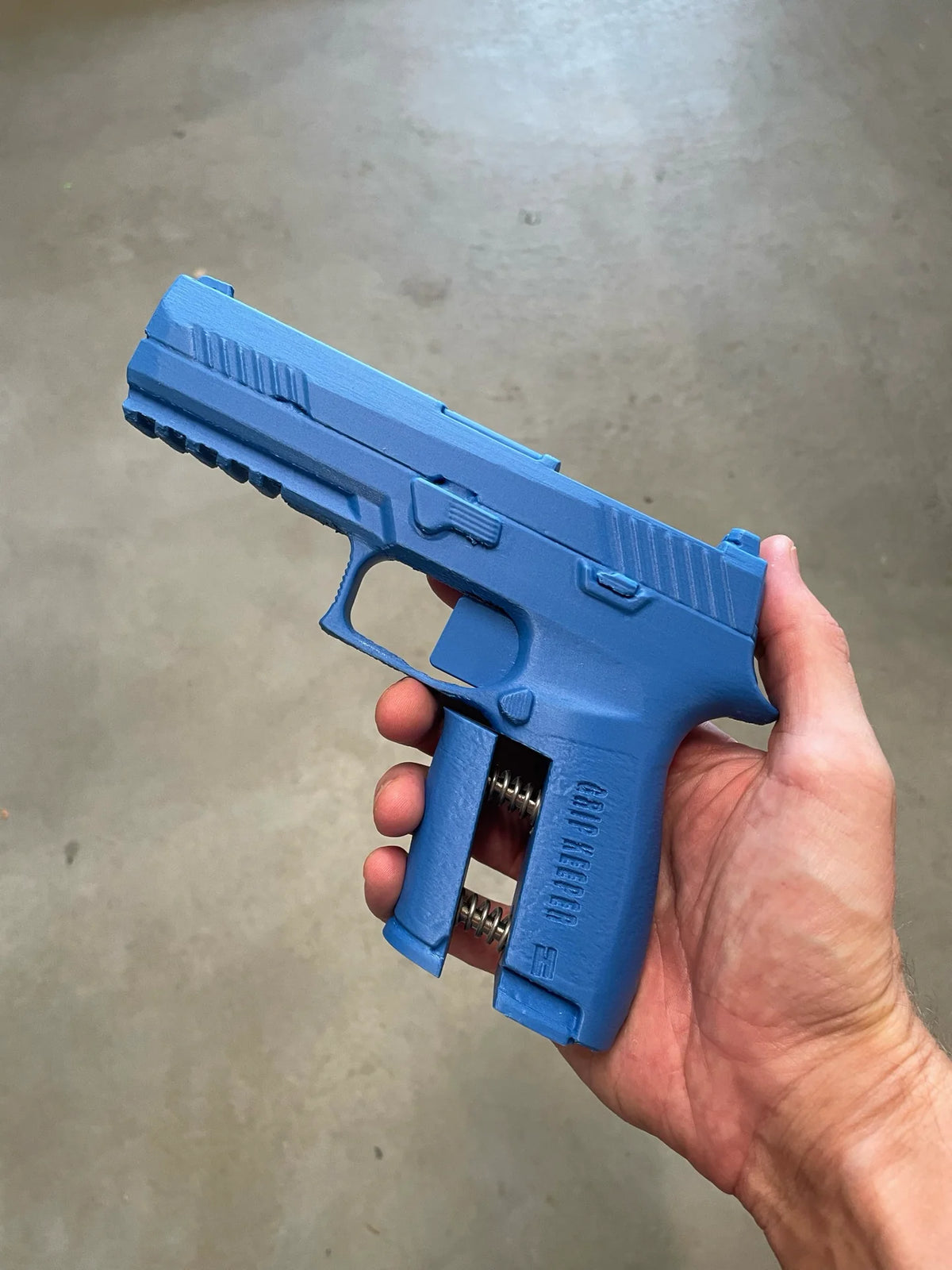 P320